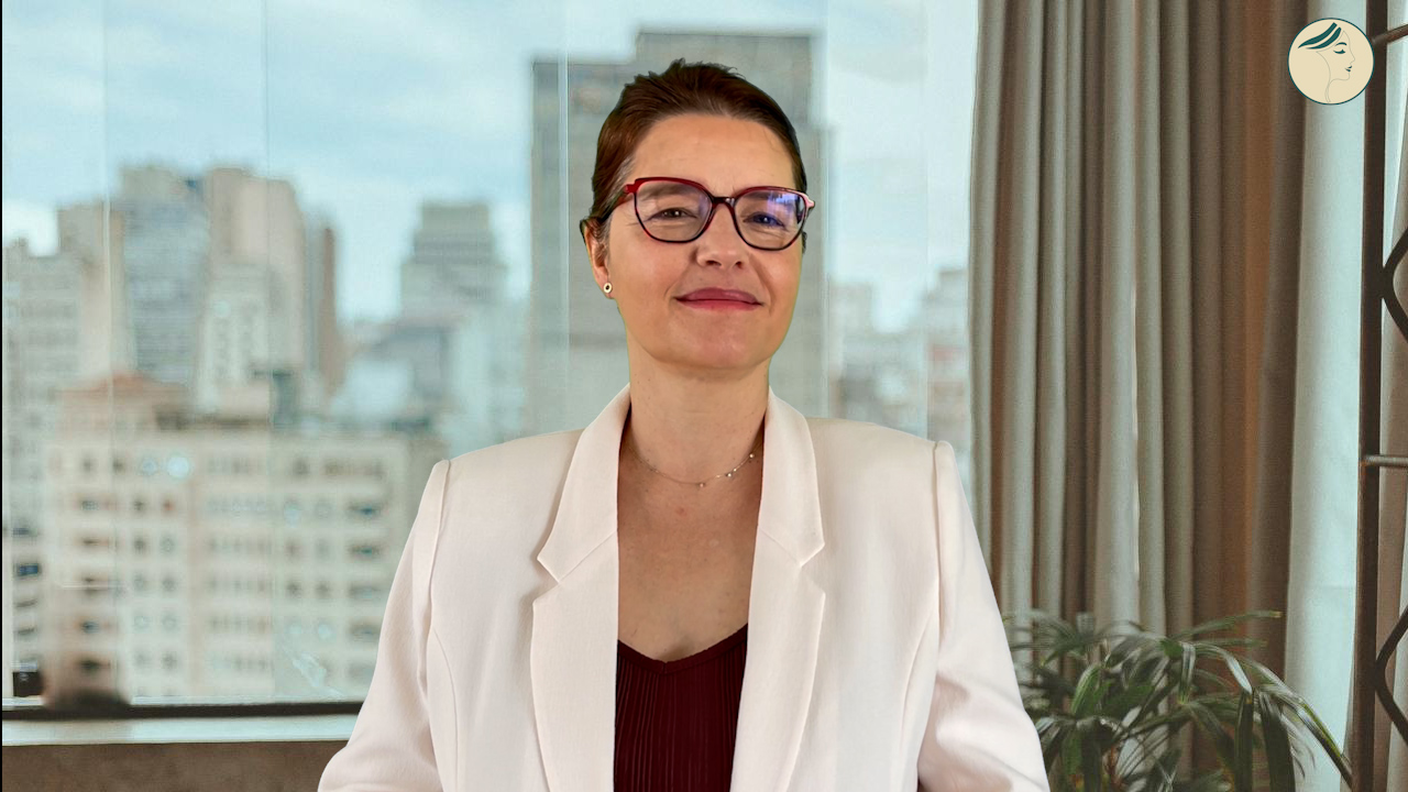 Fotografía de nuestra Ana Bueno ficticia (en realidad, de la autora, Carmen Menéndez)